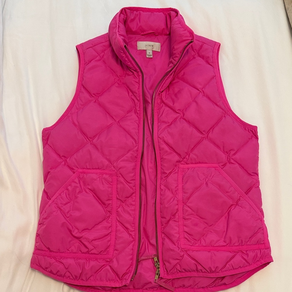 J. Crew Bright Pink Quilted Vest size medium